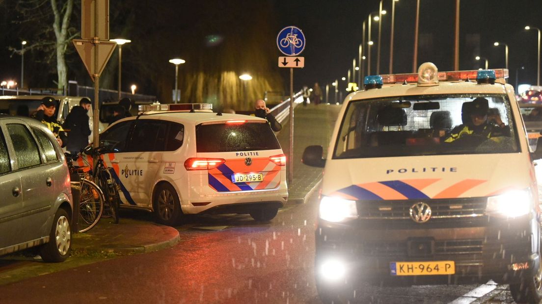 Politie op de Marnixlaan.