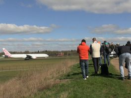 Grote Boeing landt op Twente Airport voor ontmanteling: "Blijft toch bijzonder"