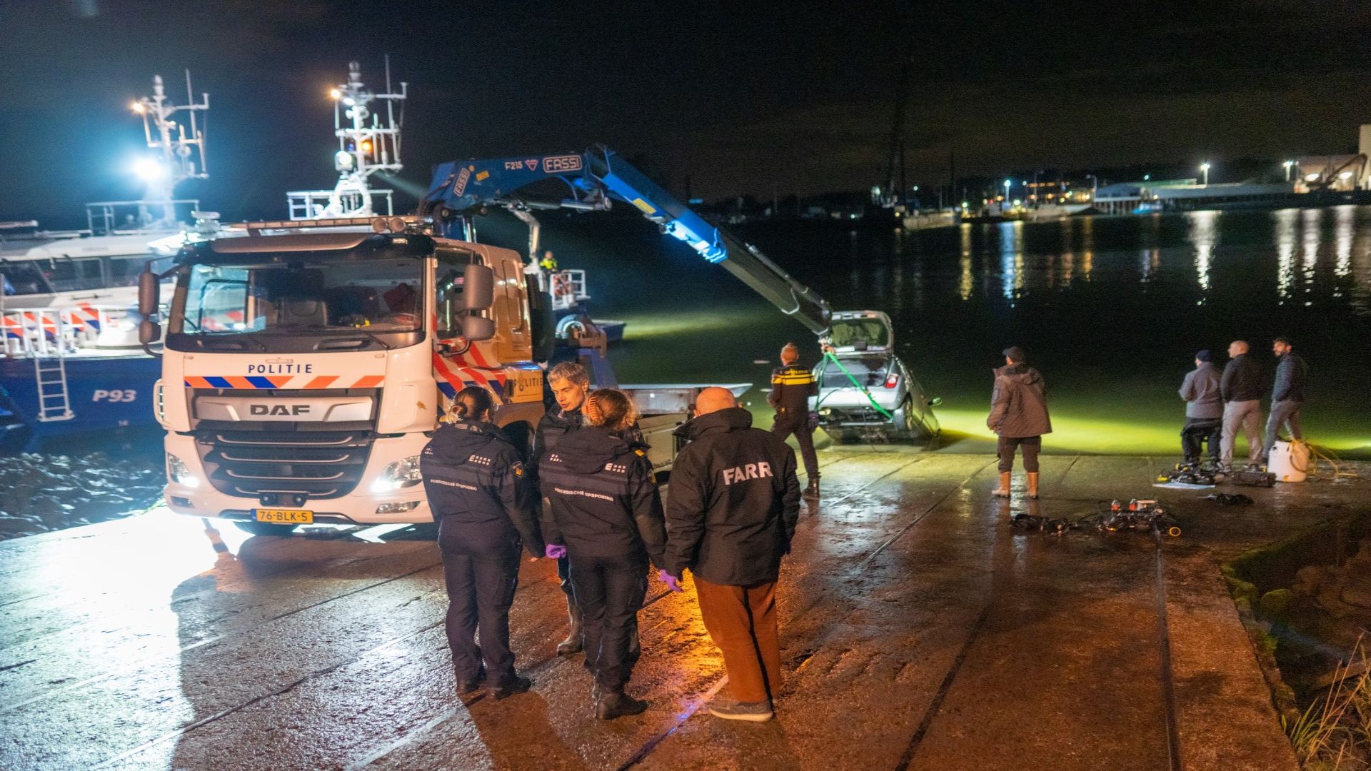 Nog veel vragen rond drama met vier doden in de Lek bij Streefkerk: 'Aanmeerpunt van de pont is goed verlicht'