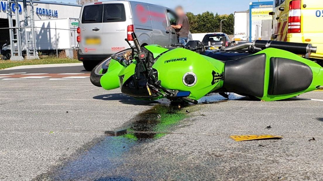Motorrijder raakt gewond in Hengelo