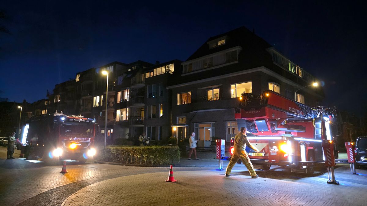 Brandweer rukt uit voor schoorsteenbrand in Assen