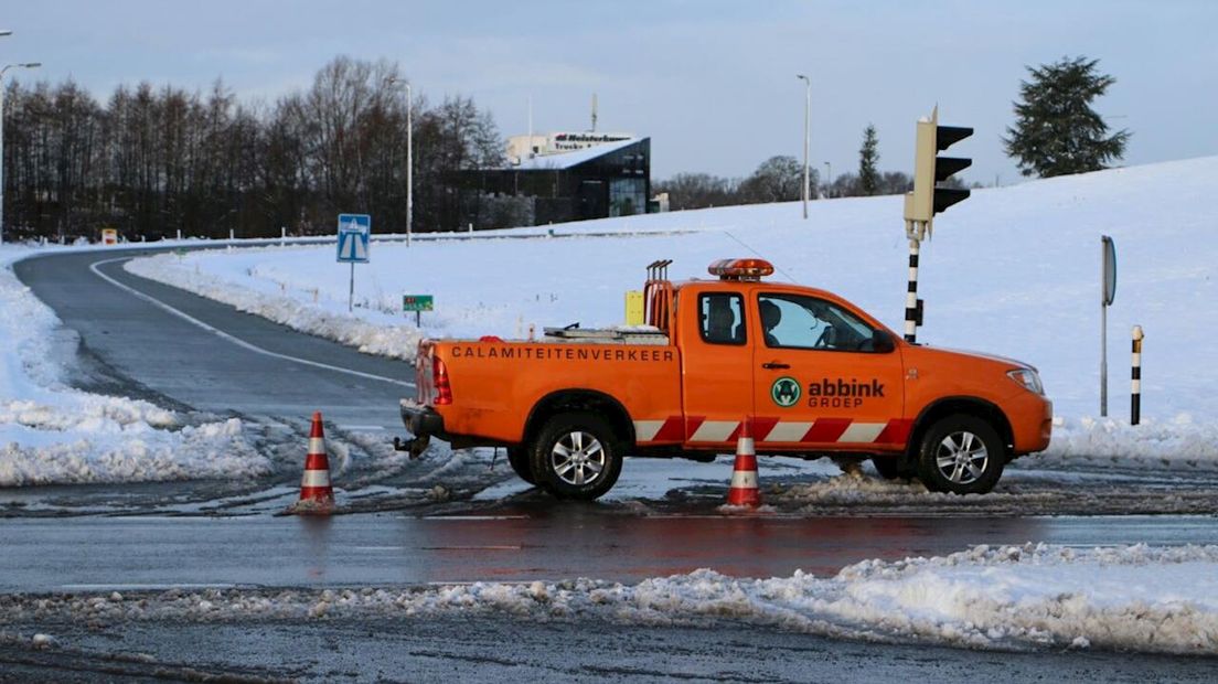 Opritten A1 afgesloten na ongeluk