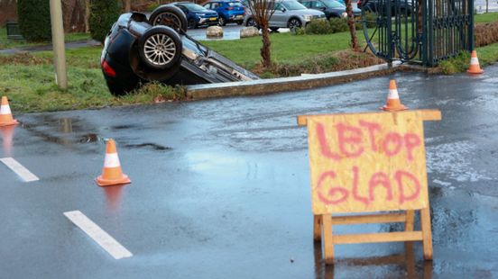 Gladheid in beeld: honderden ongelukken, extra ambulancepersoneel opgeroepen vanwege extreme drukte. Gladheid in beeld: honderden ongelukken, extra ambulancepersoneel opgeroepen vanwege extreme drukte.