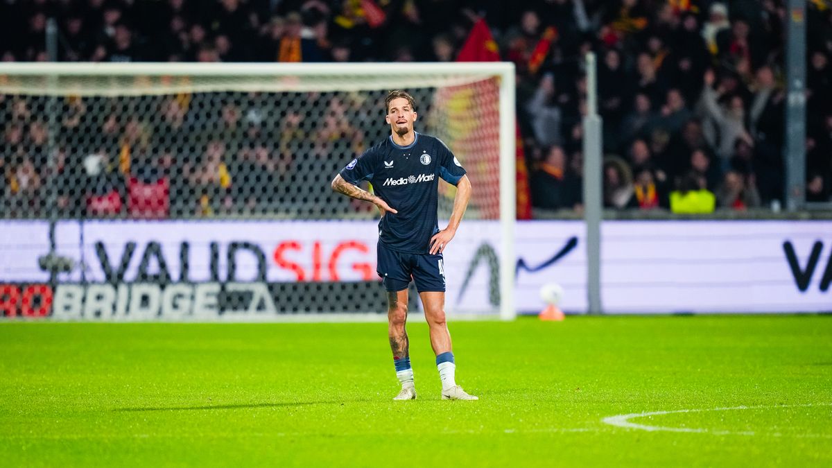 Podcast Feyenoord na nederlaag in Deventer: 'Ze zakten vandaag door de ondergrens'