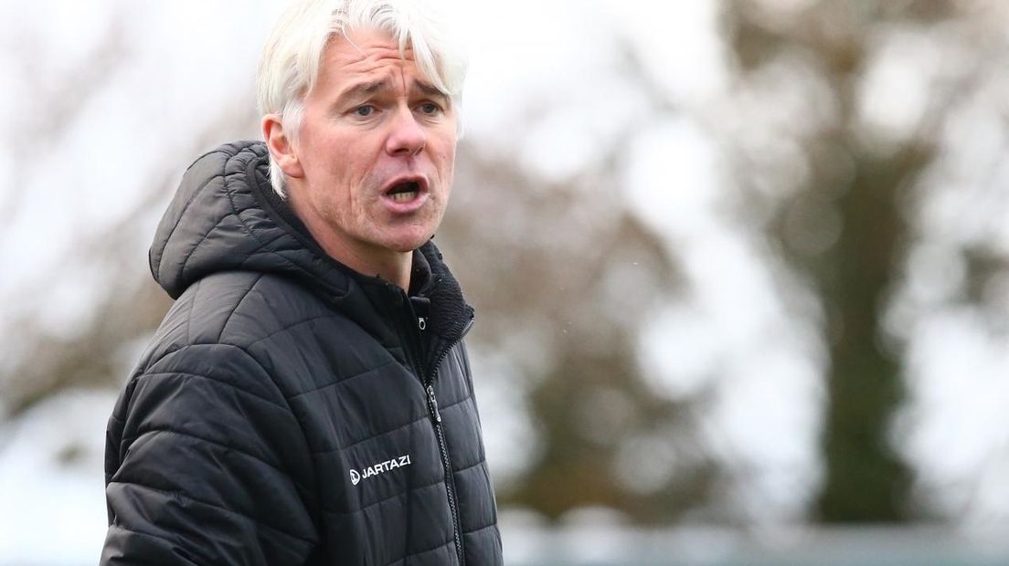 Hoek-trainer Jannes Tant