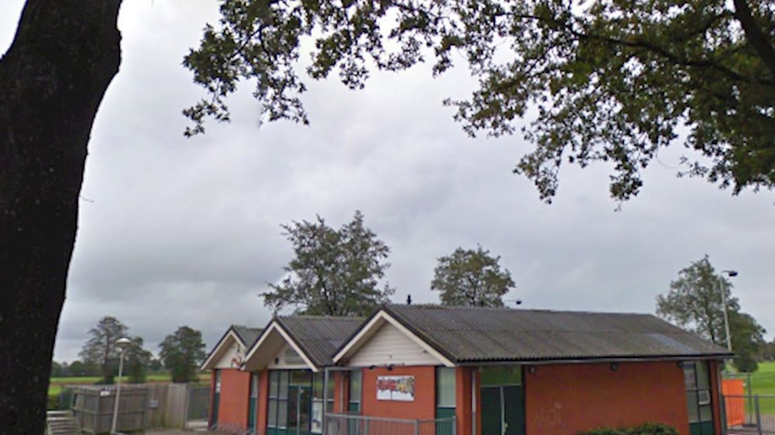 Dorpshuis in Lutten