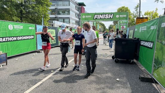 Meerdere lopers onwel tijdens Marathon Groningen, winnaars over de finish