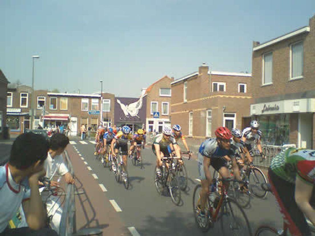 10-05-wielrennen.cropresize.tmp.jpg