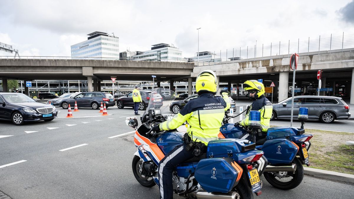 Zevenaarse (31) aangehouden op Schiphol na terugkeer uit Syrië