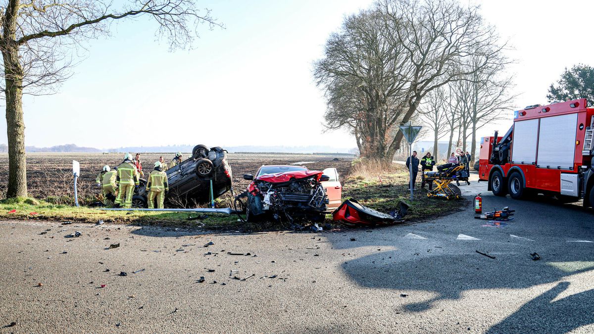 Twwee gewonden bij botsing in Odoornerveen