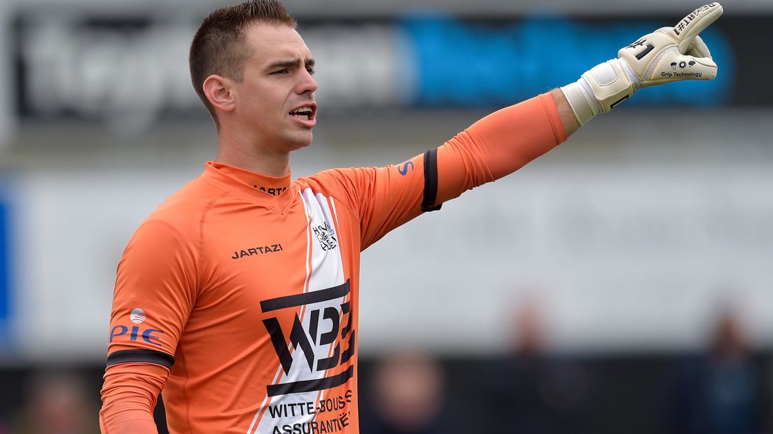 Hoek-keeper Jordi De Jonghe reist met de selectie af naar Groningen