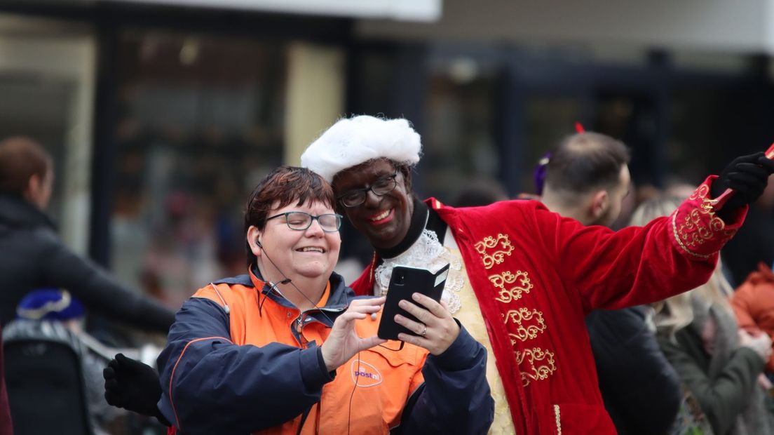 Op de foto met Zwarte Piet in Emmen