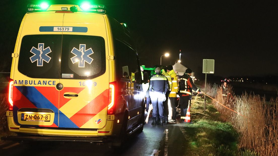 Hulpdiensten op de plek van het ongeluk