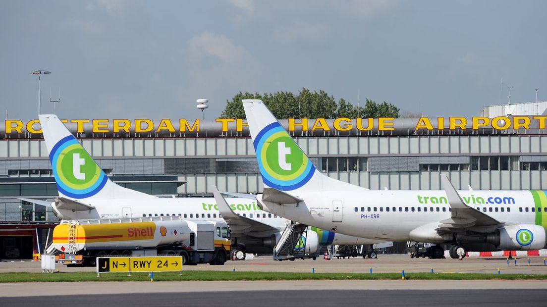 Vliegtuig Transavia op Rotterdam/The Hague Airport