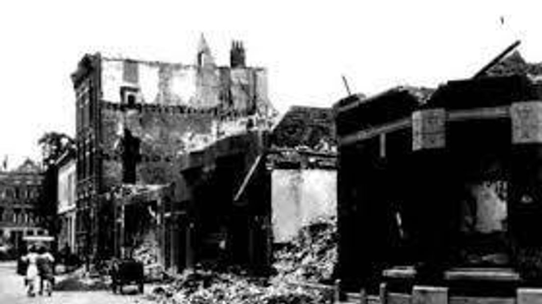 Breskens na het bombardement in 1944