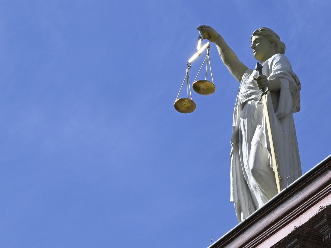 Failliet, geld weg, maar is een aanbetaling verplicht?