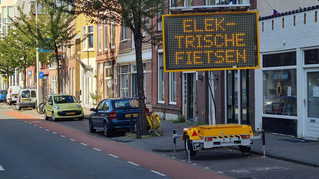Politie waarschuwt voor fietsendieven in Zeeheldenkwartier: 'Haal de accu van je fiets'