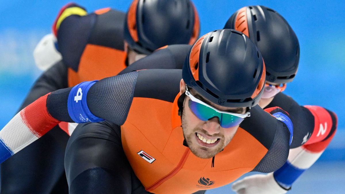 Schaatser Patrick Roest grijpt naast derde medaille op Olympische Spelen Omroep West Schaatser Patrick Roest grijpt naast derde medaille op Olympische Spelen Omroep West