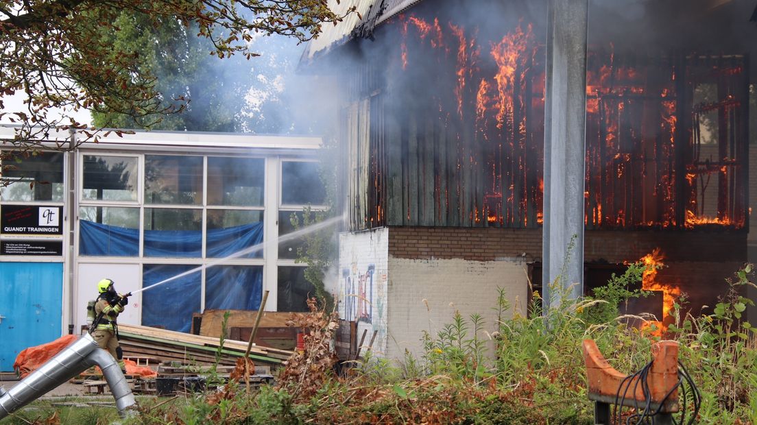 Brand in Middelburgse loods snel onder controle