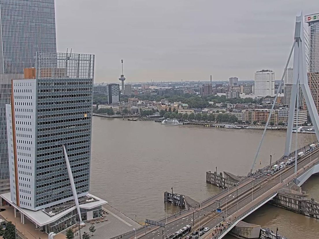 Erasmusbrug - Screenshot camera gemeente Rotterdam