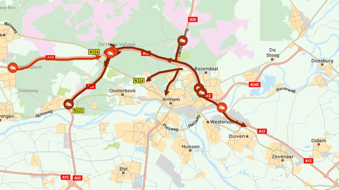 Op de A12 bij knooppunt Grijsoord is dinsdagmiddag een ongeval gebeurd. Daardoor ontstonden lange files op de A50 en A12 richting Utrecht.