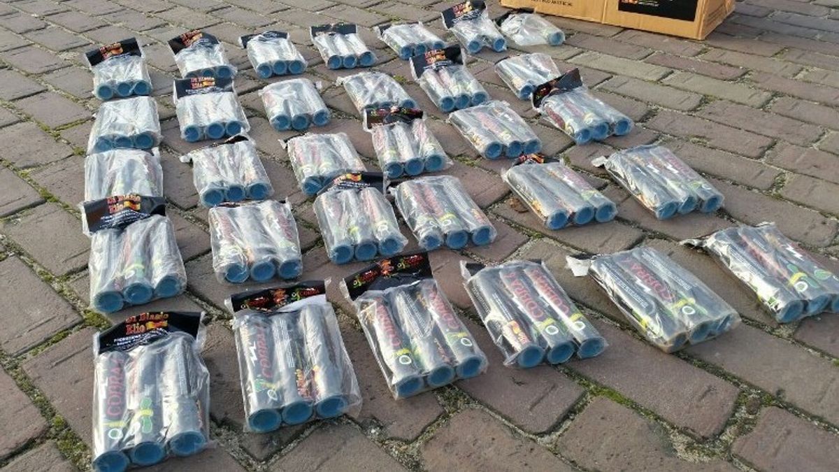 15 kilo illegaal vuurwerk gevonden in Kerkwerve