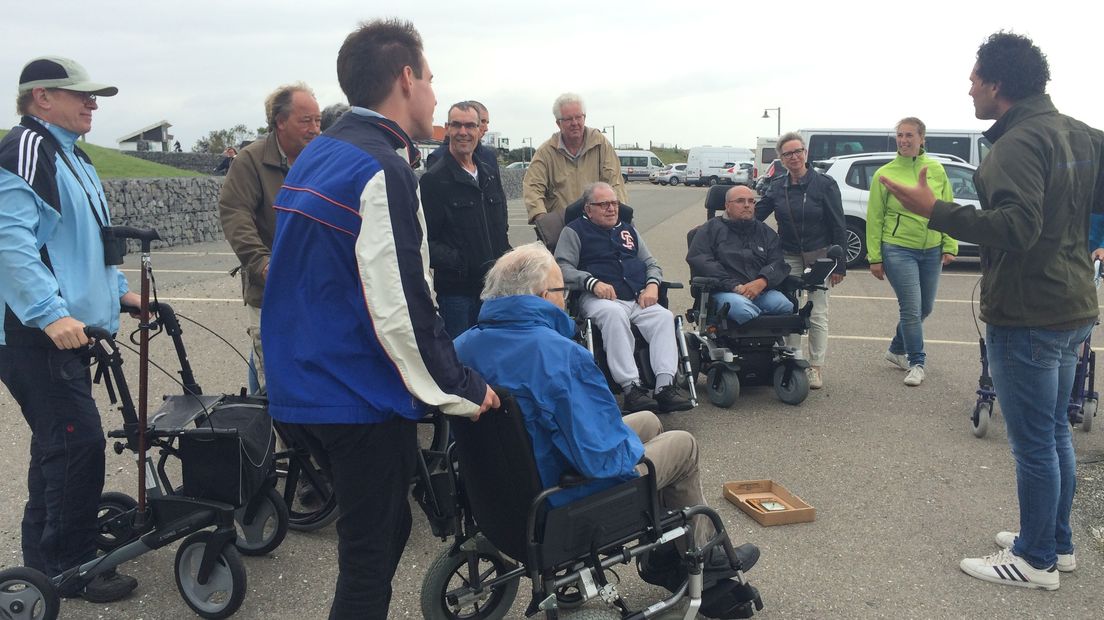 Ouderen rollen over de dijk op Schouwen-Duiveland