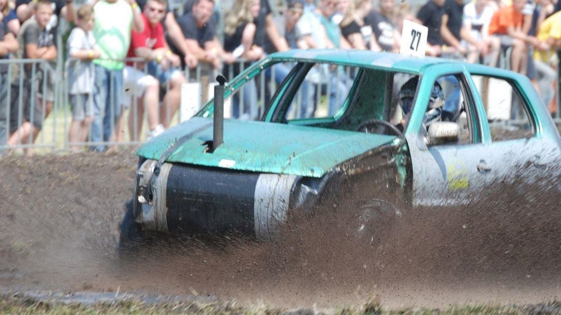 As 'n gek in 'n drek tijdens Pinksterfeesten Beckum