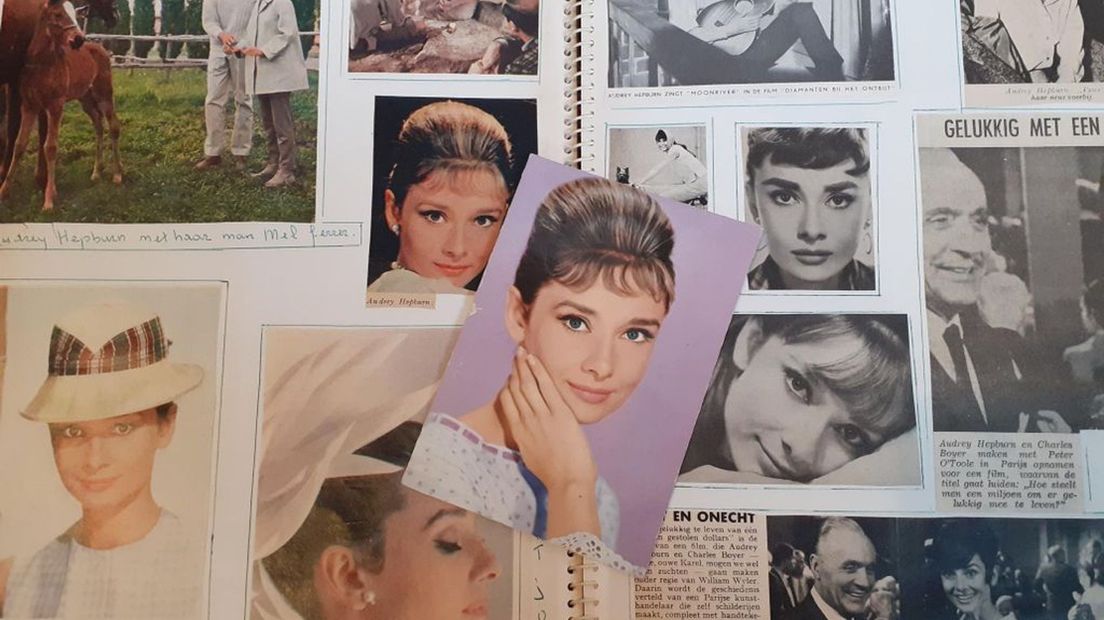 Mevrouw Schotman hoopt iemand anders blij te maken met haar Audrey Hepburn-verzameling.