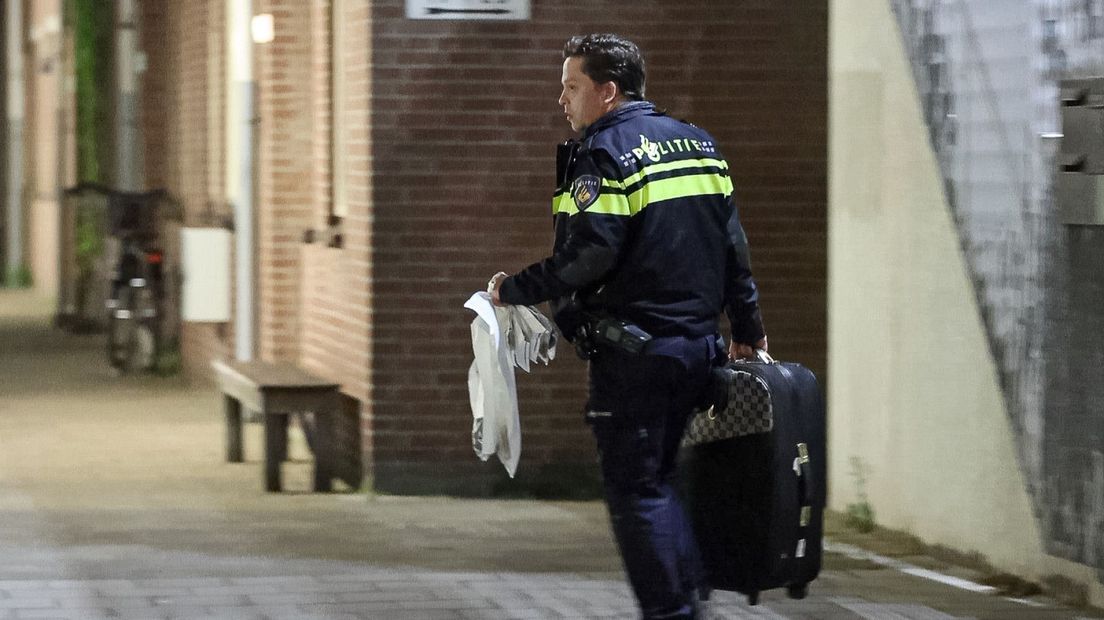 Politie neemt spullen in beslag
