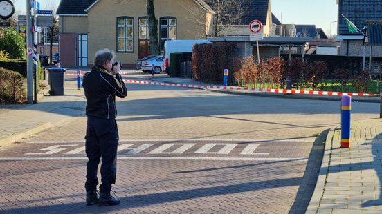 Fietser overleden na ongeval met doorgereden vrachtwagenchauffeur. Fietser overleden na ongeval met doorgereden vrachtwagenchauffeur.