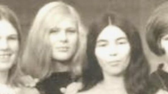 Bob is op zoek naar Els