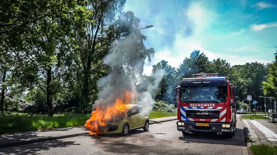 Tweetal in auto krijgt plots de schrik van hun leven