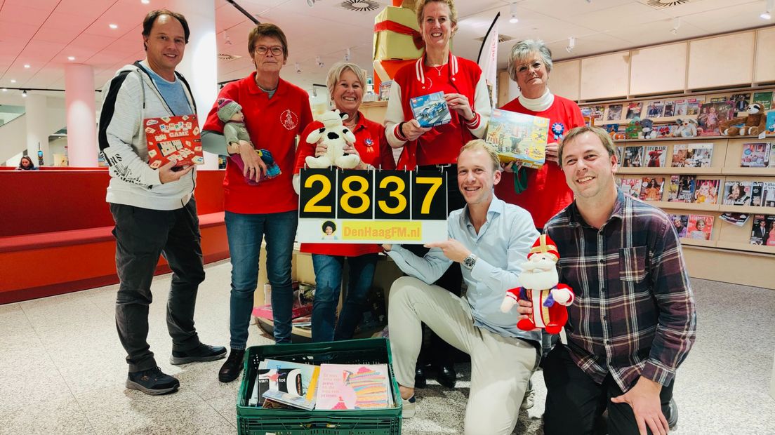 Stand na eerste dag Sintvoorieder1: 2.837 cadeaus ingezameld