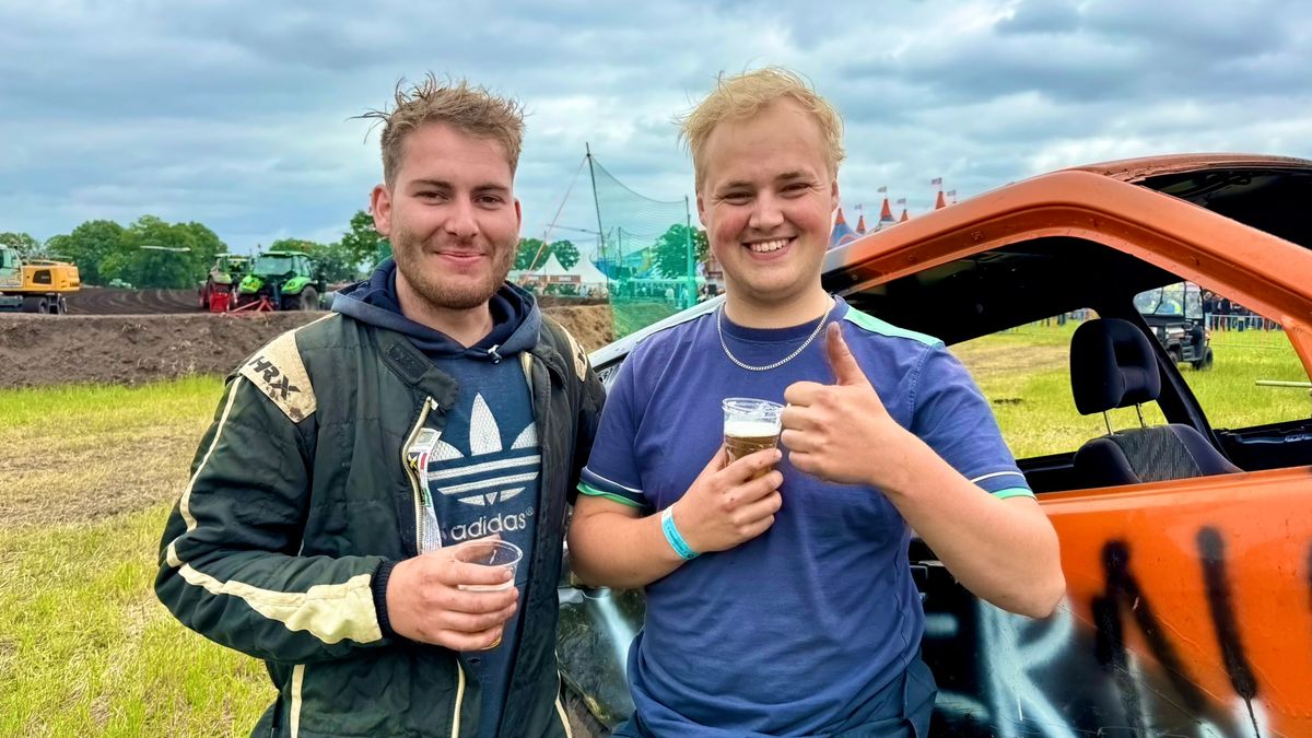 Spektakel in St. Isidorushoeve: autocross zorgt voor brullende motoren en modderregen