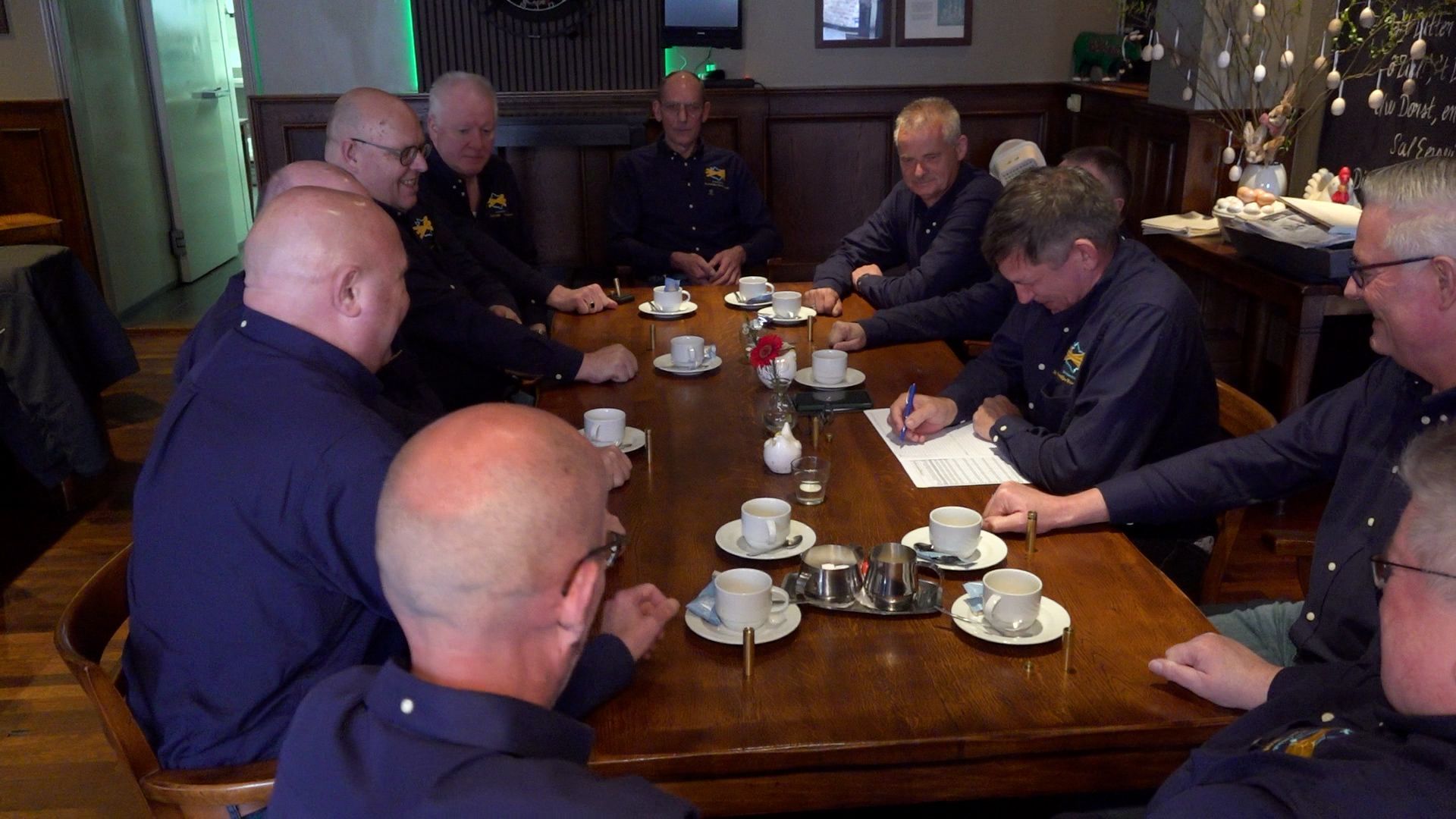 De heren van de Vrolijke Knobbelaars uit Groenlo