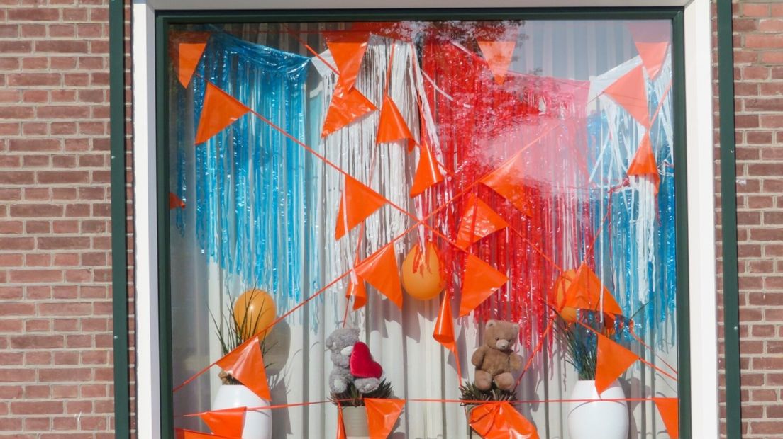 oranje versiering koningsdag vlag