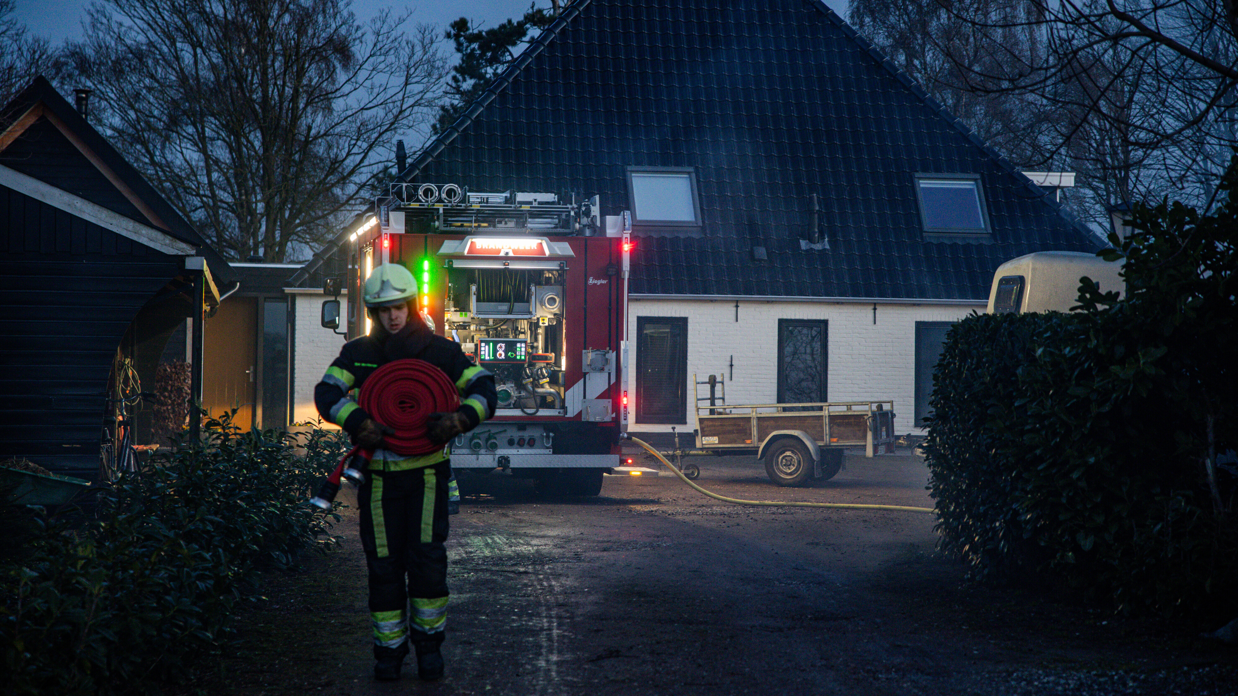 De brânwacht fan Sint Nyk moast betiid fan bêd
