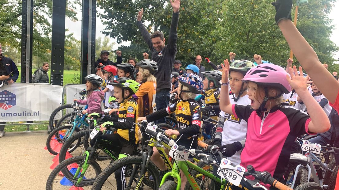 Start van Tour de Dumoulin