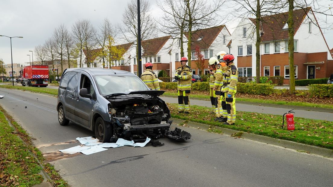 Auto gelanceerd in Deventer