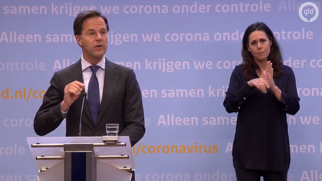 De Nederlandse horeca gaat niet eerder open dan 1 juni. Dat was dinsdag een van de boodschappen van premier Mark Rutte tijdens de wekelijkse persconferentie. Het openen van restaurants en cafés is nog steeds 'een spannende stap', aldus Rutte.