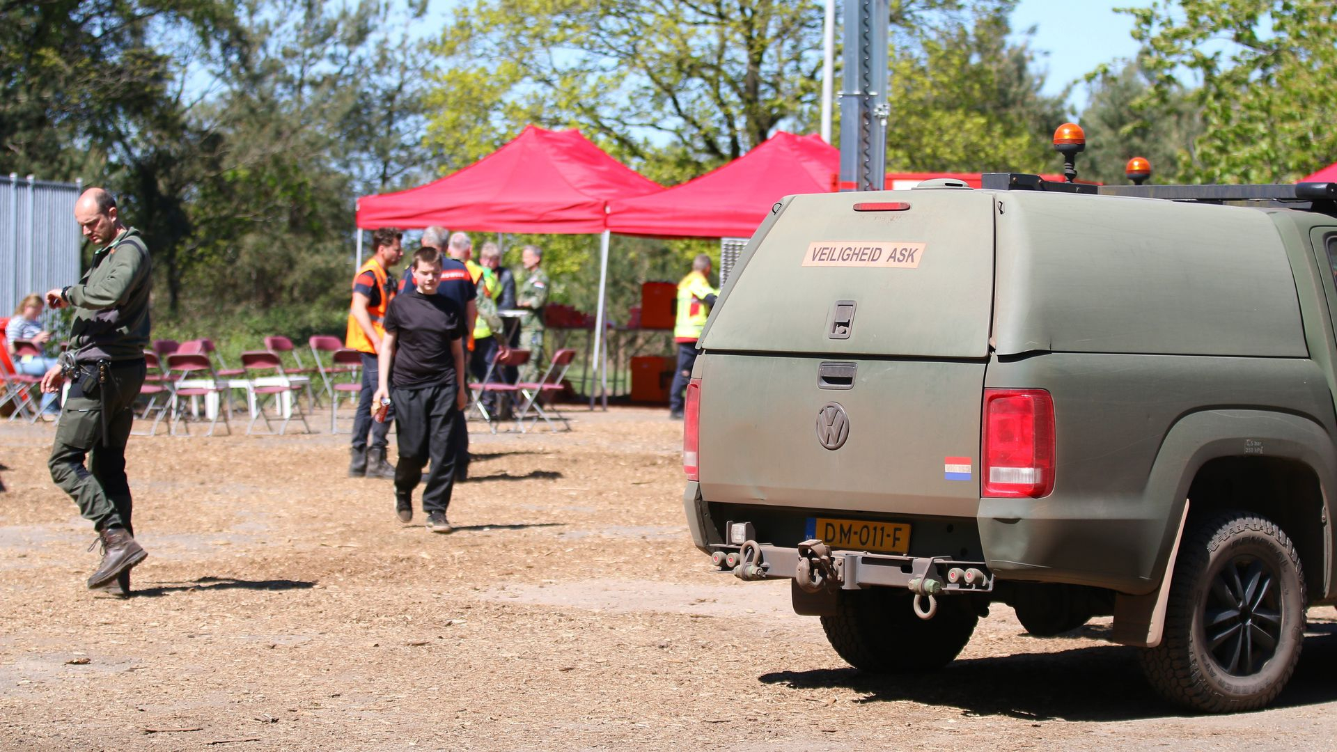 Foto: LIVE | Brandweer geeft eindelijk sein 'brand meester' in 't Harde