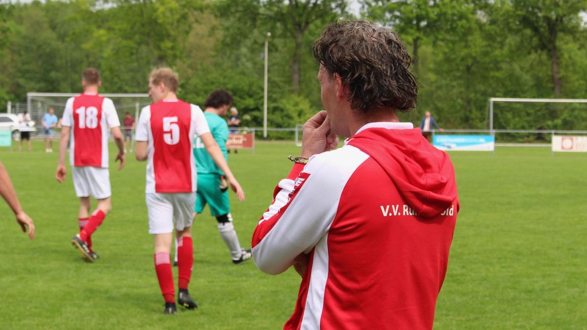 Ruinerwold en Dwingeloo dichtbij promotie, zware blessure leidt degradatie Zwartemeerse Boys in