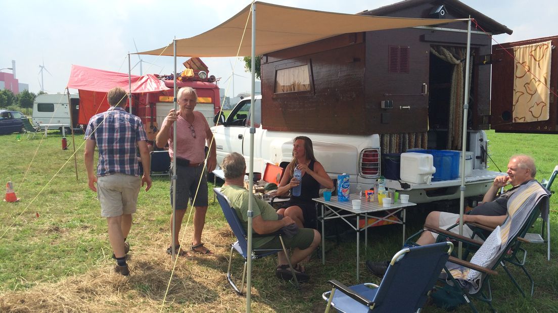Vier caravans (Rechten: RTV Drenthe / Hugo Boogaerdt)