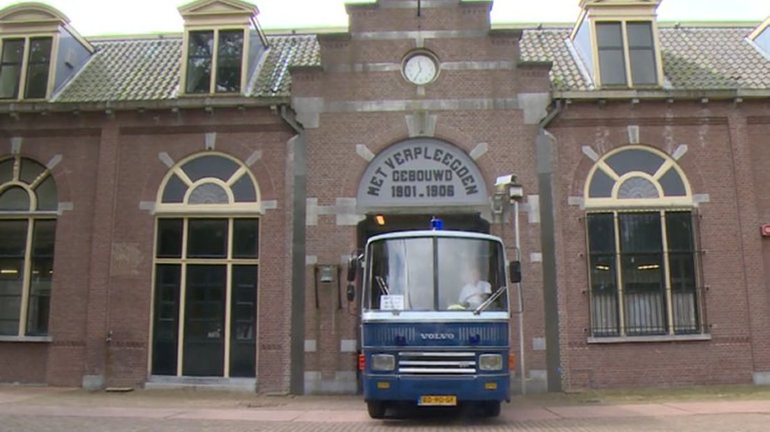 De boevenbus (archieffoto RTV Drenthe)