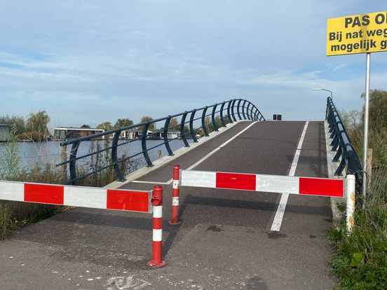Te steile brug Vreeland: verbouwen voor 9 ton, nieuw onderzoek of toch dichthouden?