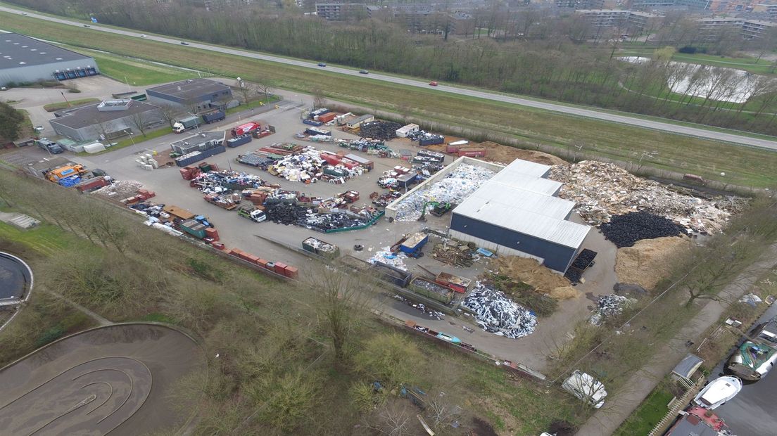 Het afvalbedrijf in Meppel vanuit de lucht gezien (Rechten: RTV Drenthe / Serge Vinkenvleugel)