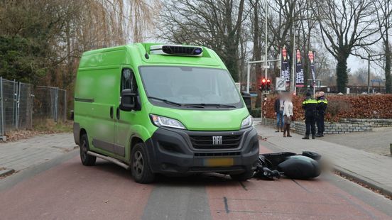 Scooterrijder gewond na botsing