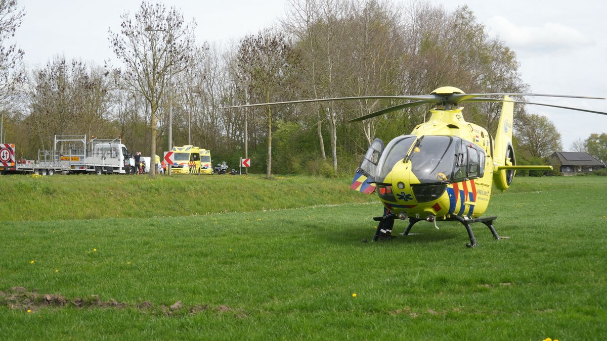 Motorrijder ernstig gewond bij ongeluk Broekhuizen