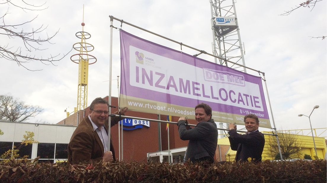 Dit soort spandoeken hangen bij de inzamellocaties